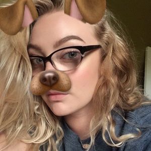 Meet your Posher, Jillian