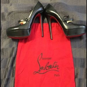 Christian Louboutin shoes size39