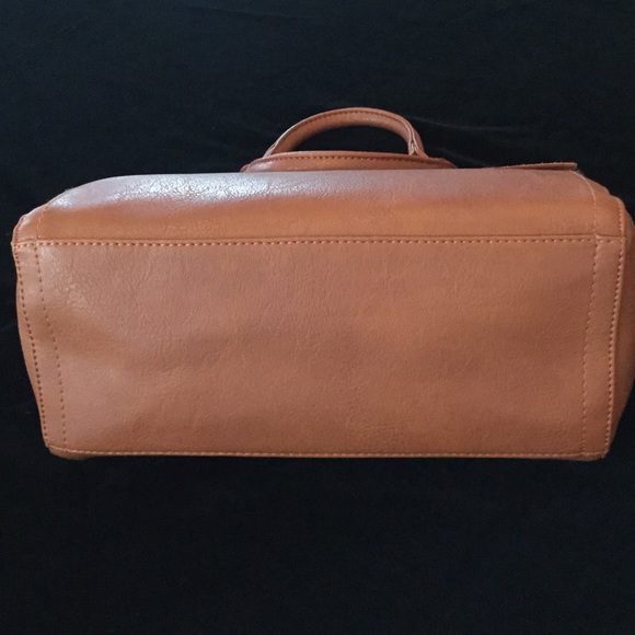 ⚜LUX VEGAN LEATHER BAG⚜ - Picture 3 of 3