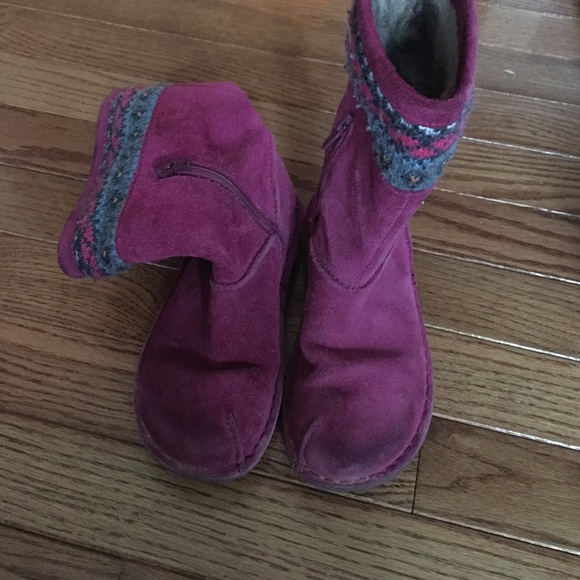 Clark suede boots