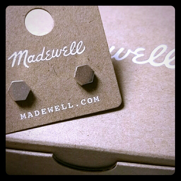 Madewell Jewelry - Madewell Silver geometric shape earring stud