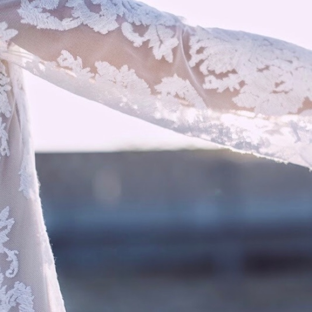 SOLD! NWT For Love and Lemons Precioso Dress - Picture 4 of 7