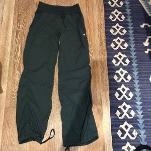 Lululemon dance studio pant ll unlined green