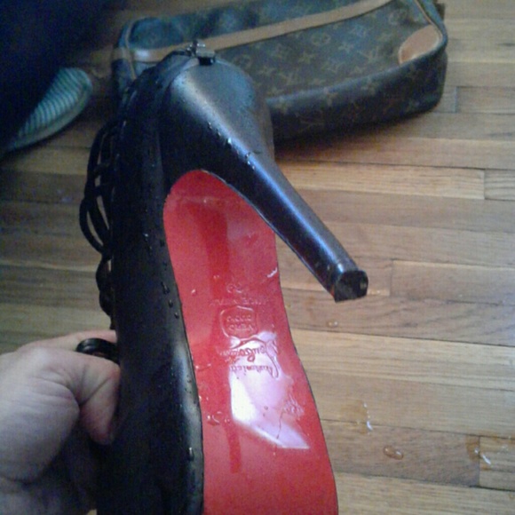 christian louboutin zoulou replica christian louboutin zoulou replica