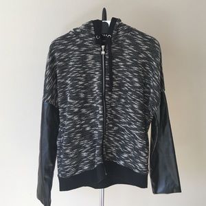 Victoria's secret jacket size M