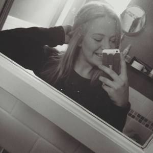 Meet your Posher, Holly