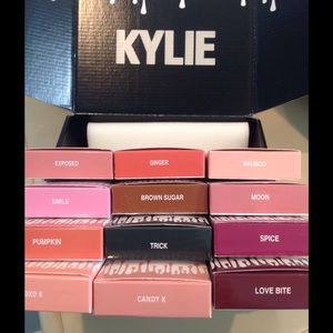 Kylie Jenner lip kit set of 3