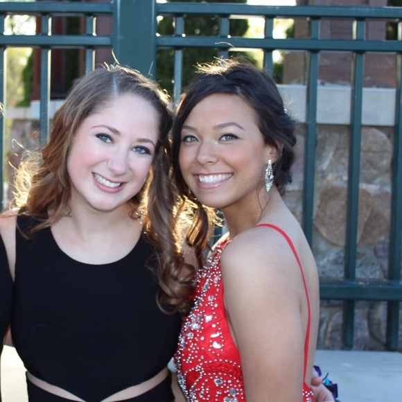 Red backless glam prom dress - Picture 2 of 4