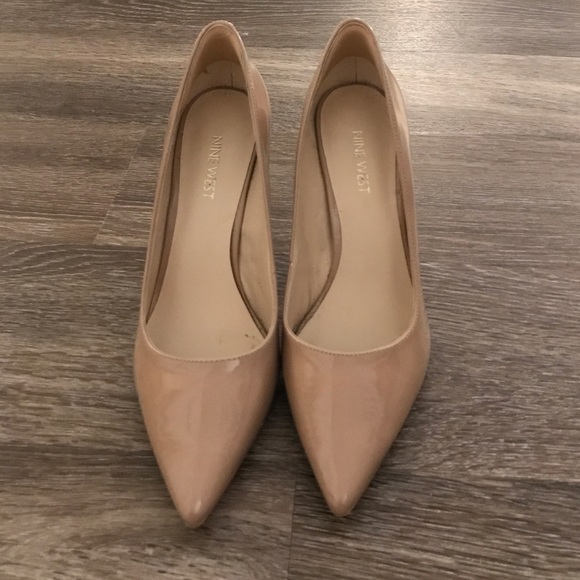 Nine West Nude Pumps