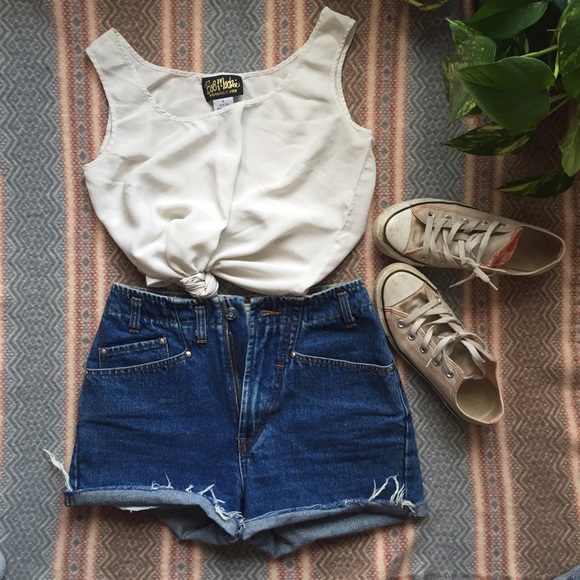 Cutoff Jean shorts - Picture 1 of 4