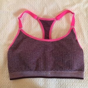 :: Victoria's Secret sports bra ::