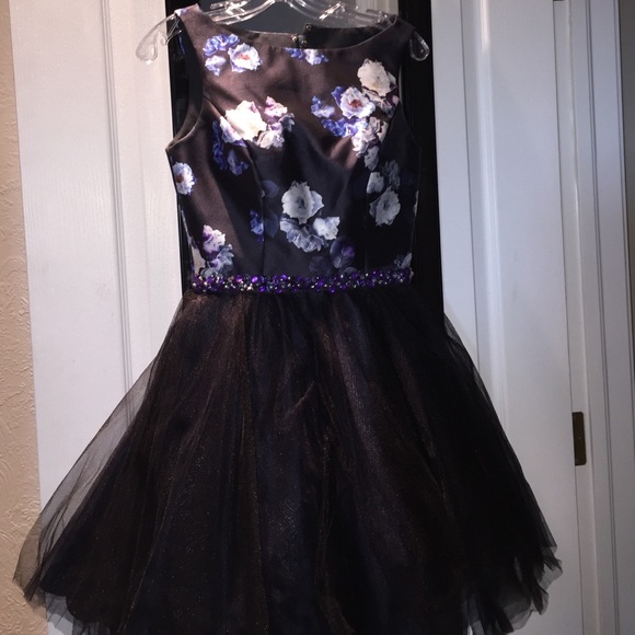 Mon Cheri homecoming/pageant dress