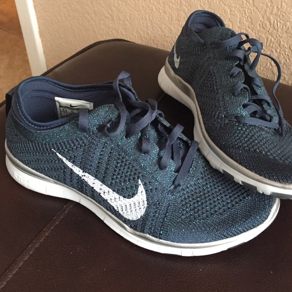 Sparkly navy Nike free 5.0