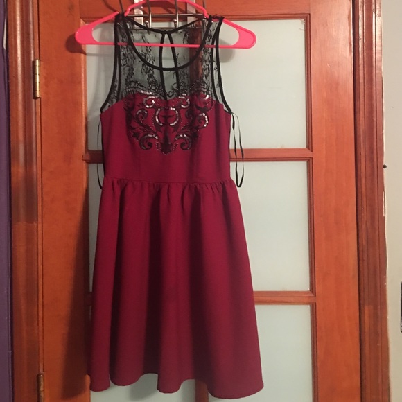 maroon christmas dress