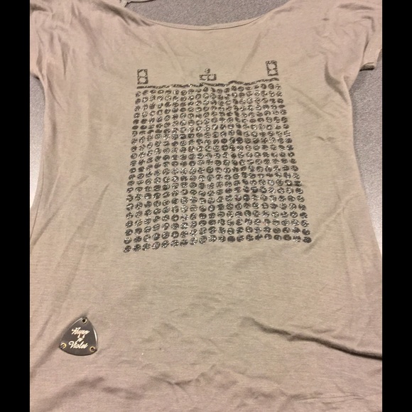 Top - Picture 2 of 4