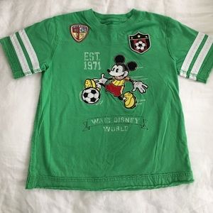 Mickey Mouse boys t-Shirt size M.