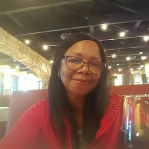 Meet your Posher, Carolyn