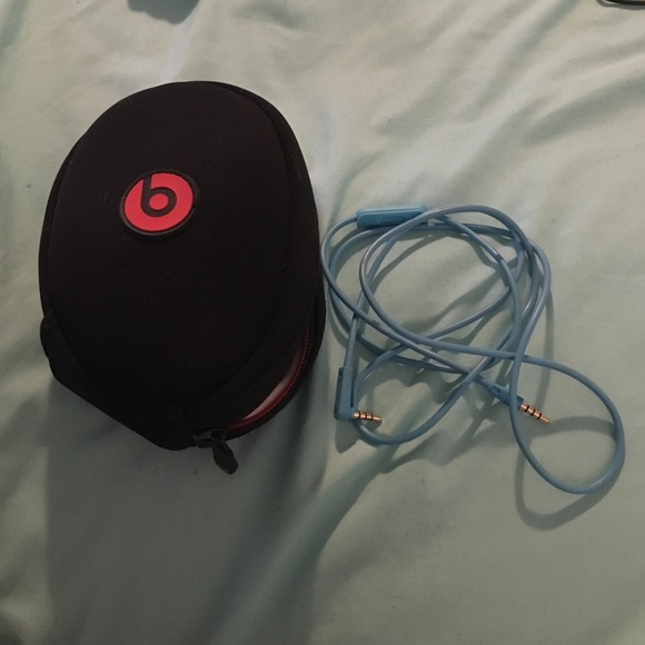Beats Headphones! - Picture 4 of 4