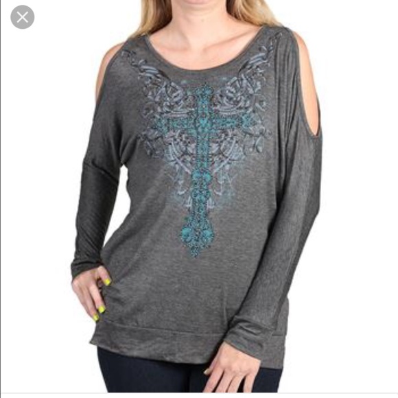 cowgirls and diamonds Tops - 🛍Cowgirls and diamonds fringe blouse