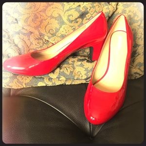 NWOT Italian Patent Leather Pumps Size 42 EUR