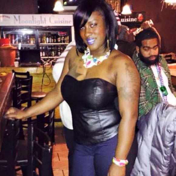 Meet your Posher, Takia - Picture 1 of 1