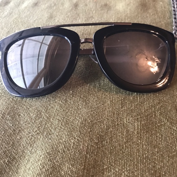 Kenneth Cole Reaction Sunglassses
