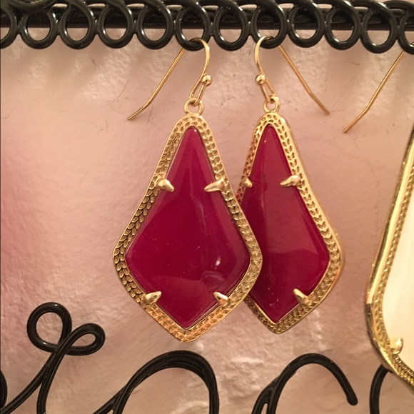 Kendra Scott maroon alex earrings