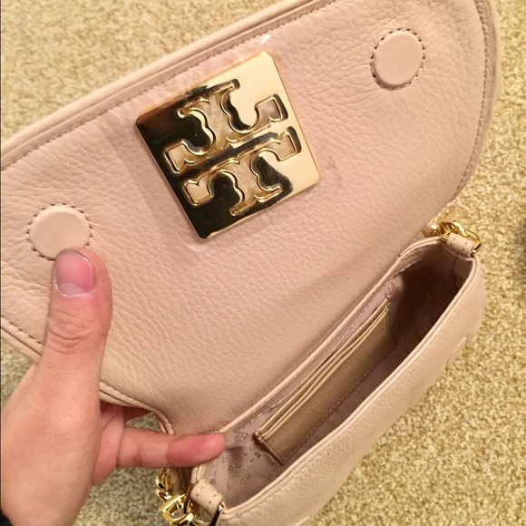Sold! Tory Burch Britten Mini Cross-Body - Picture 2 of 4