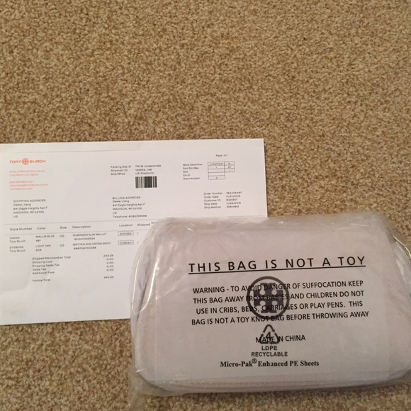 Sold! Tory Burch Britten Mini Cross-Body - Picture 3 of 4