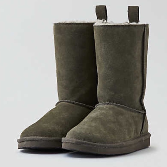 American eagle cozy boots