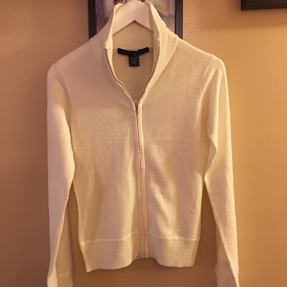 NWT cream sweater with zipper