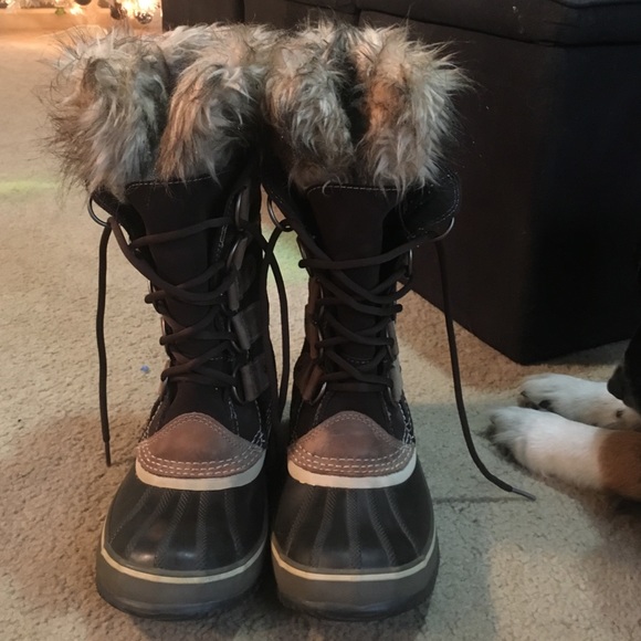 Sorel fur trimmed waterproof boots