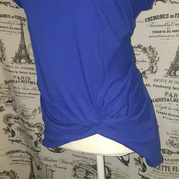 Express Ruched Tee - Picture 3 of 4