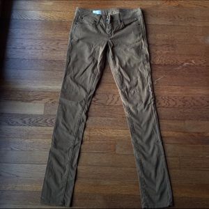 Gap always skinny caramel/brown khaki pants