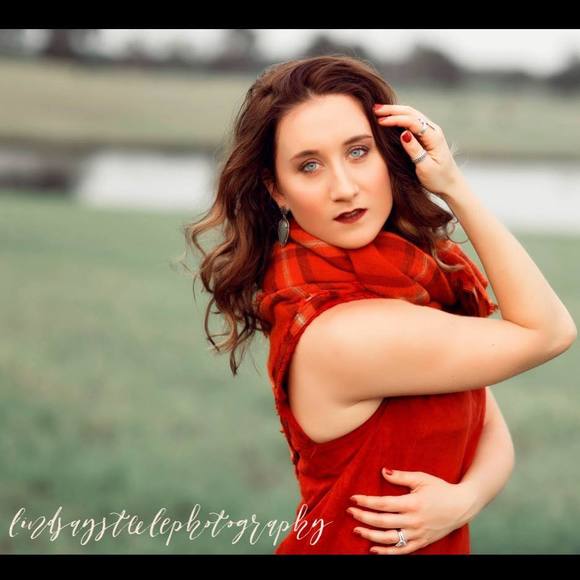 Meet your Posher, Alice