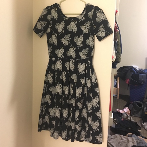 Lularoe "Amelia" Dress