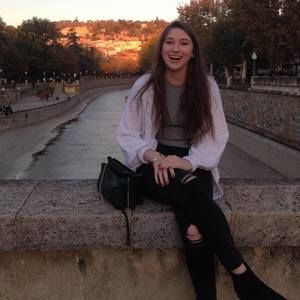 Meet your Posher, Sinead