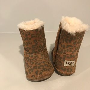 Baby UGG
