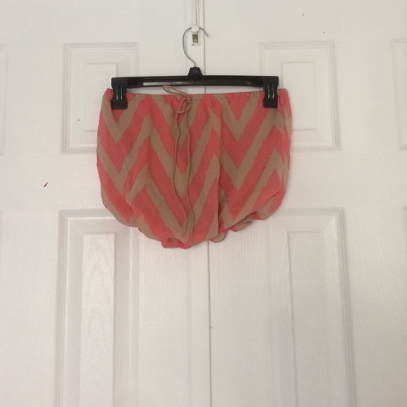 Pink and Beige tube top - Picture 2 of 2