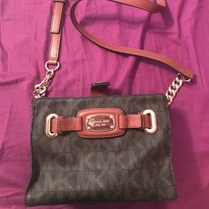 Michae Kors satchel purse