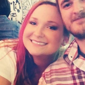 Meet your Posher, Halle