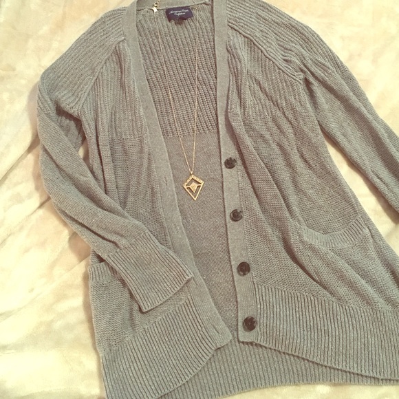 American Eagle Cardigan
