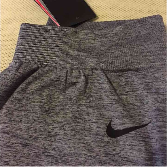 Nike Hyperwarm Limitless leggings/tight - Picture 2 of 2