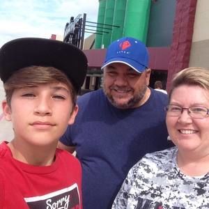 Meet your Posher, Casey