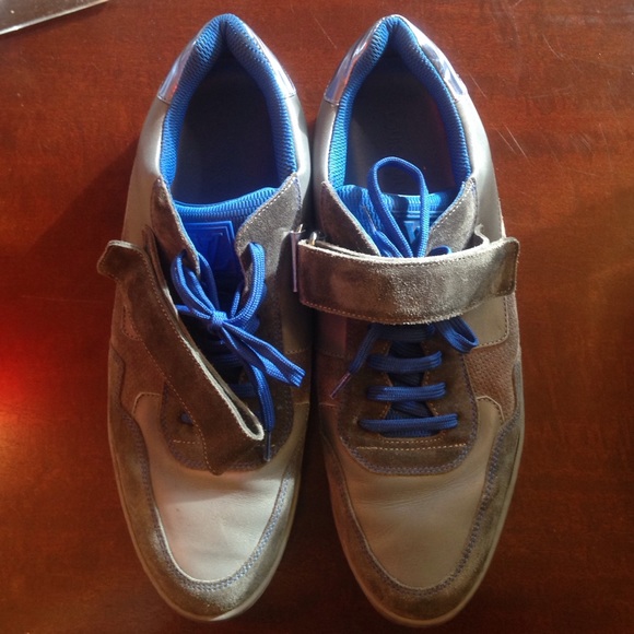 Louis Vuitton Other - Authentic Louis Vuitton Men's sneakers.