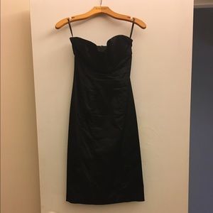 Fitted strapless black Bebe dress