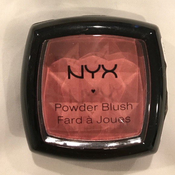 NYX Pinched Powder Blush