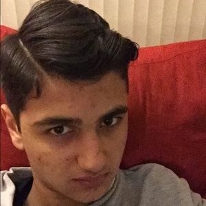 Meet your Posher, Rami