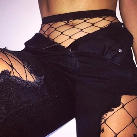 Last One • Large Hole Fishnets - Picture 2 of 4