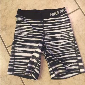 Nike Pro size M